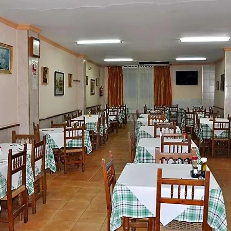 Munoz Ξενοδοχείο *