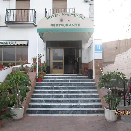 Munoz Hotel *